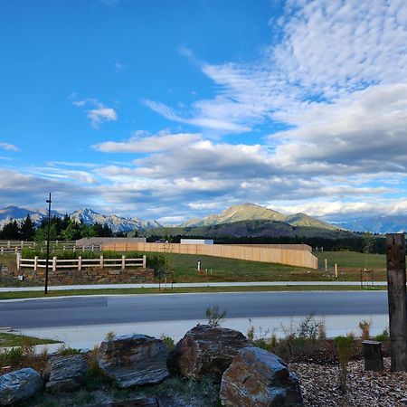 Escape To Riverslea Wanaka Exterior foto